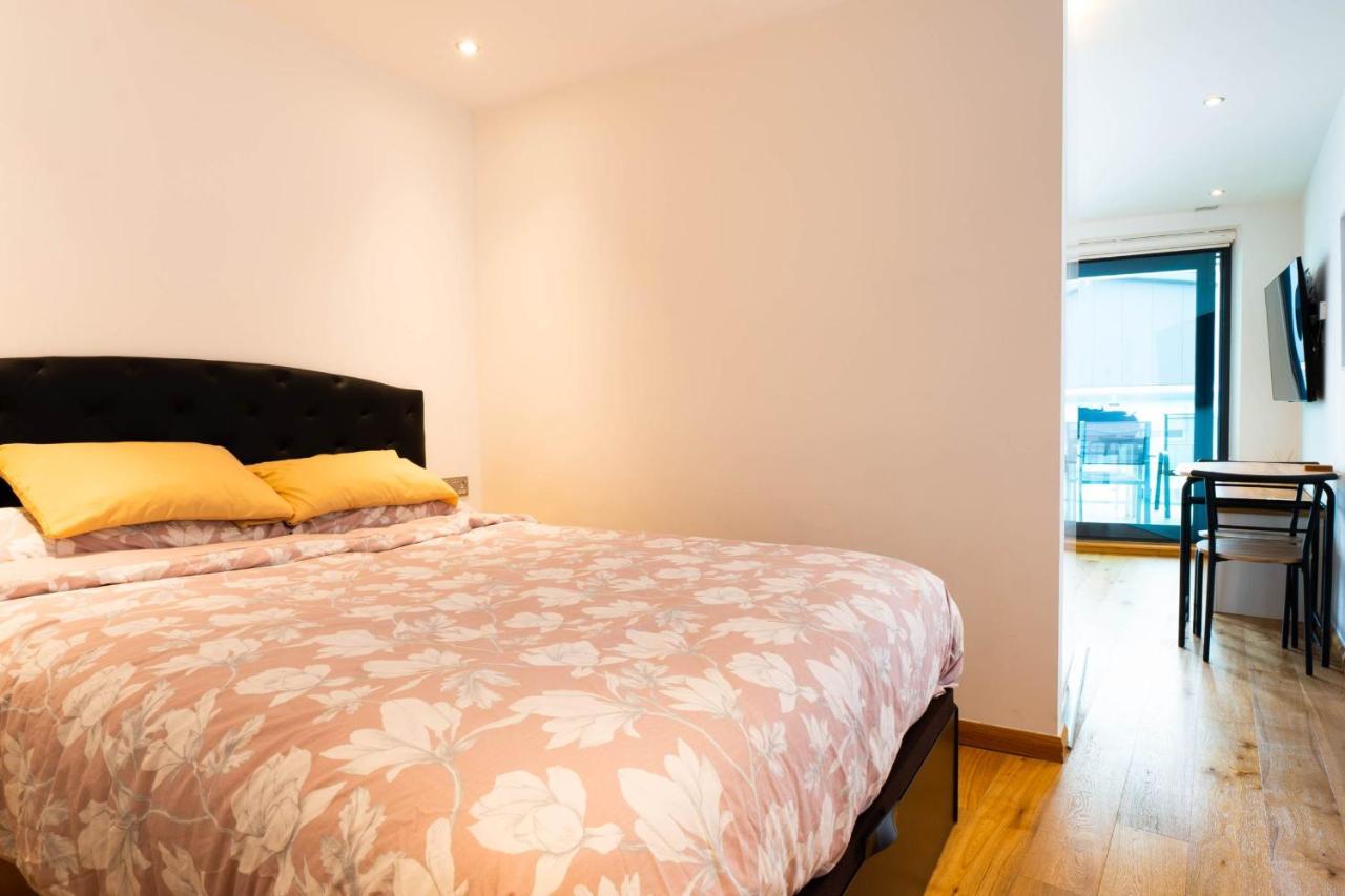 Ocean Spa Suite 11-Hosted By Sweetstay Gibraltár Kültér fotó