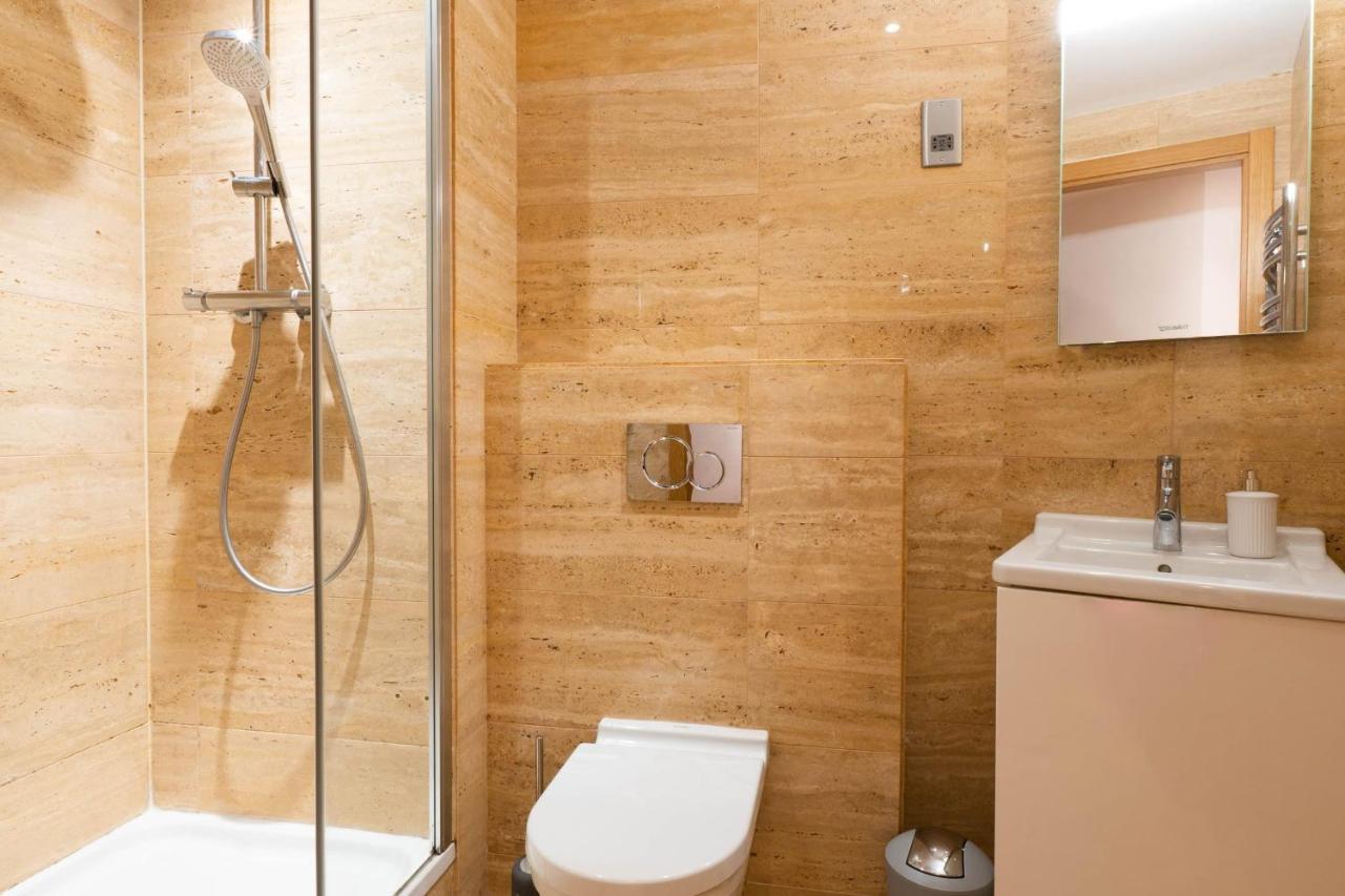 Ocean Spa Suite 11-Hosted By Sweetstay Gibraltár Kültér fotó